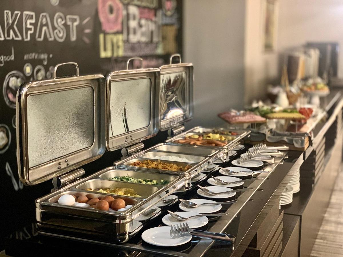 יירבאן President Hotel By Hrazdan Hotel Cjsc מראה חיצוני תמונה