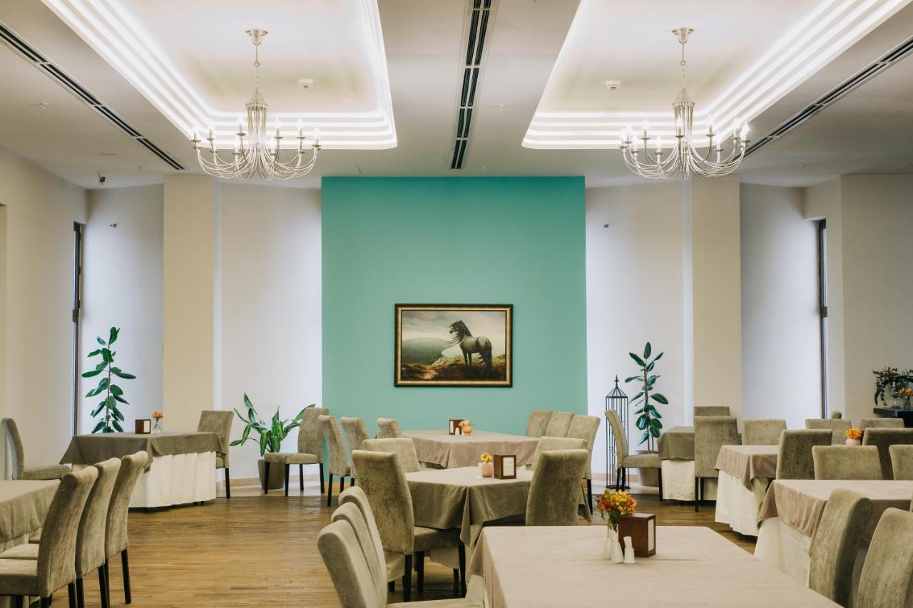 יירבאן President Hotel By Hrazdan Hotel Cjsc מראה חיצוני תמונה